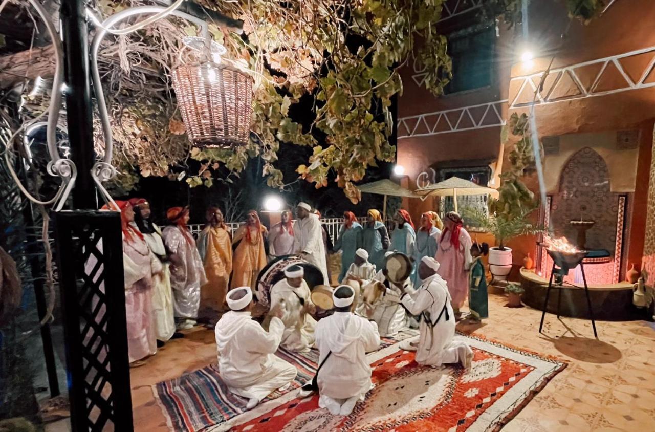Riad Chay & Boutique Tajda ภายนอก รูปภาพ